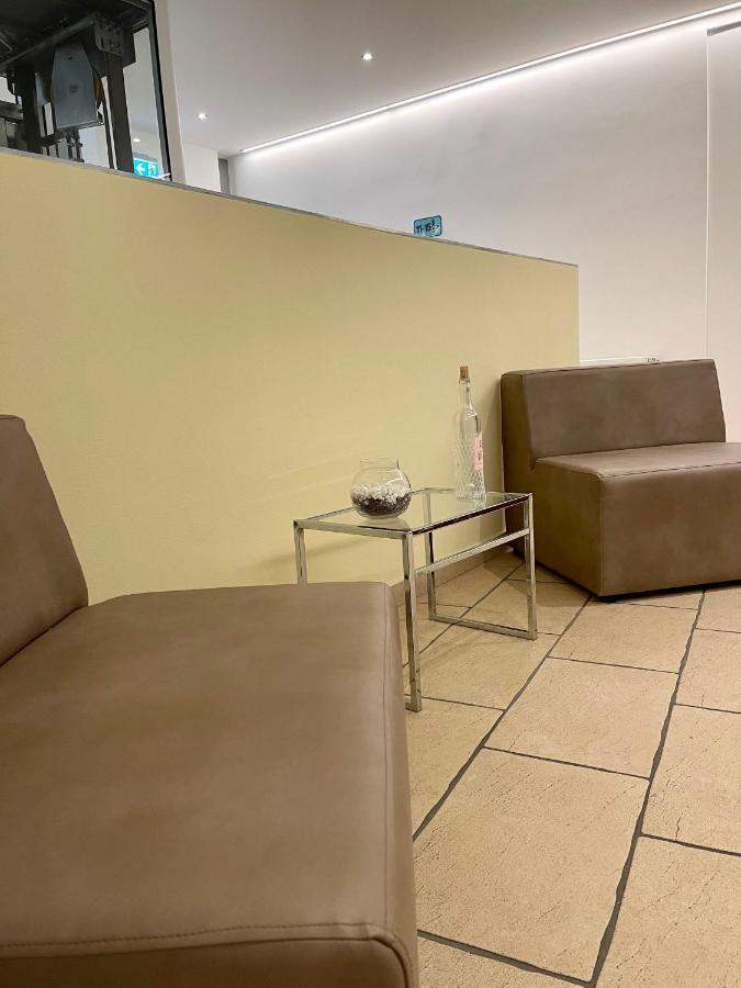 Hotel Dan In'N Out à Vienne Extérieur photo