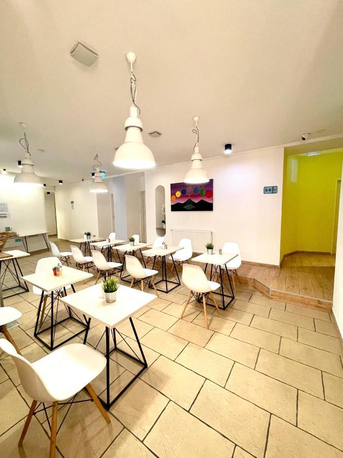 Hotel Dan In'N Out à Vienne Extérieur photo